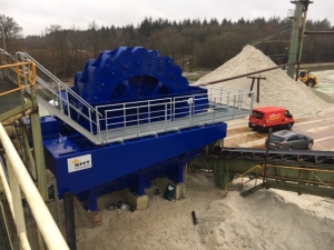 Indienstname van een nieuw SMT-Stichweh-zandwiel type E 6514 H verkocht door Lutze Process.