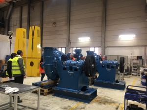 Succesvolle kwaliteitsinspectie in de Metso Slurrypompfabriek te Sala-Zweden samen met onze klant. De totale bestelling omvat 7 zware slurrypompen incl. 2 XM350 FHC-pompen zoals weergegeven op de foto&#039;s