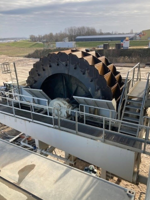 Complete revision of a drive system for a bucket wheel type E6522