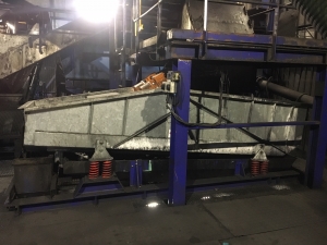 Volledig warm gegalvaniseerde ontwateringszeefmachine ter ontwatering van kolen. Geleverd en succesvol indienst genomen door Lutze Process